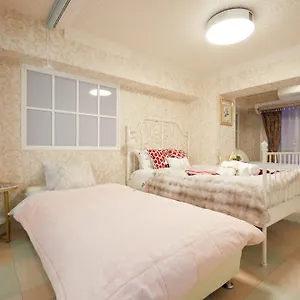 Papillon Paradis Higashi-shinjuku アパート