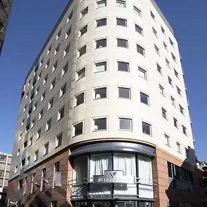 Comfort Roppongi (adults Only) מלון