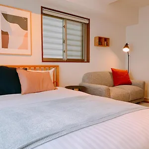 아파트 Dash Living Higashi Azabu, 도쿄
